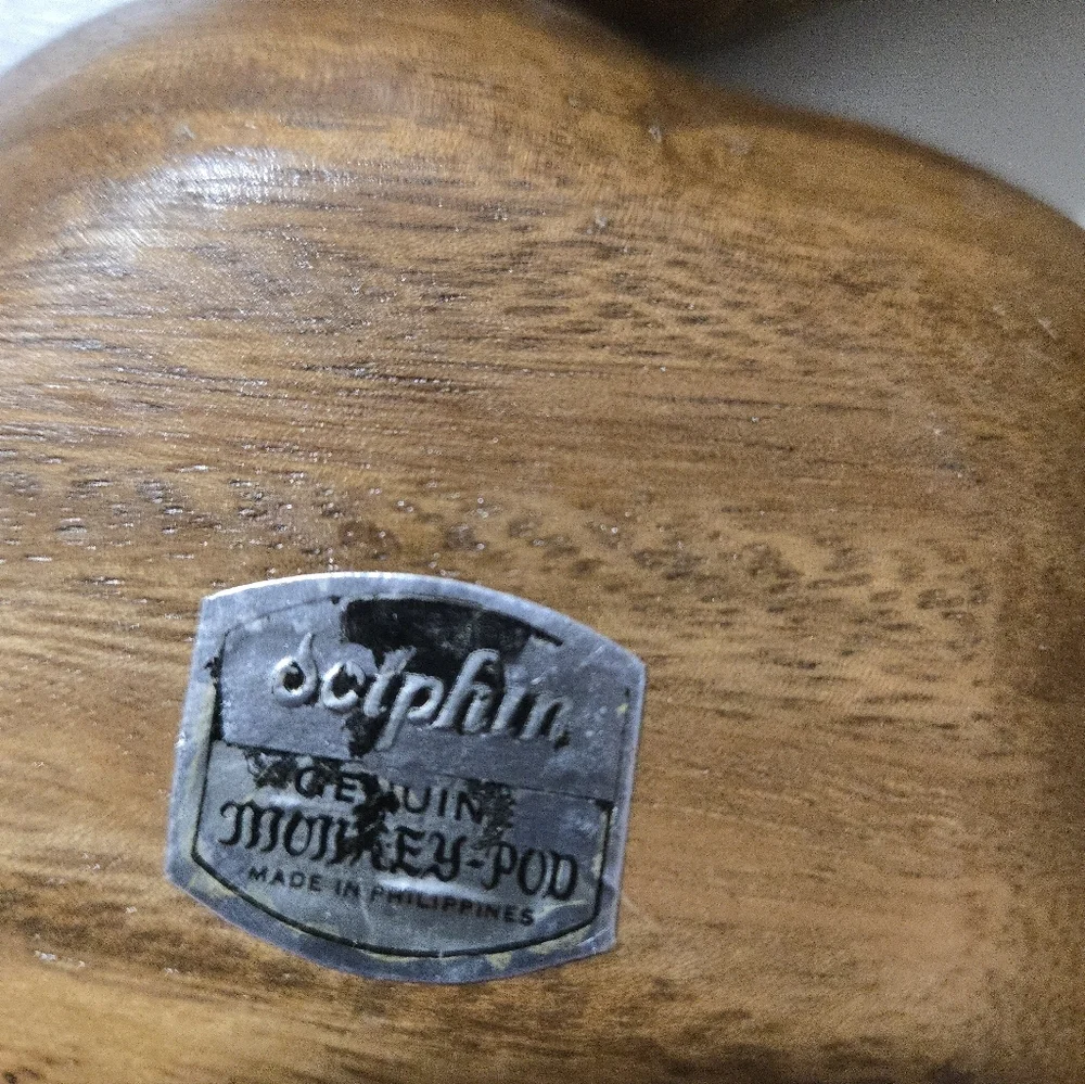 Set of Four Vintage Dolphin Wooden Flower-Shaped Bowls From The Philippines - Picture 3 of 5